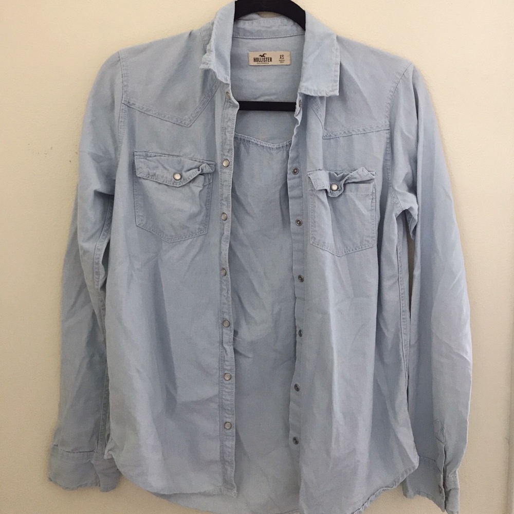 Hollister Jean Shirt